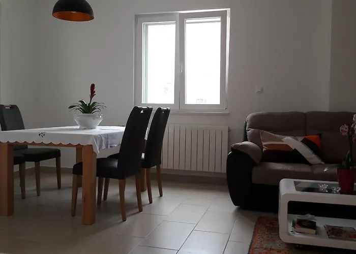 Apartment Lebedina